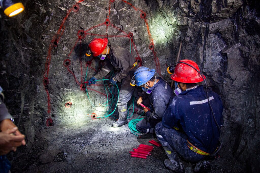 mineros en proceso de formalización en La Libertad