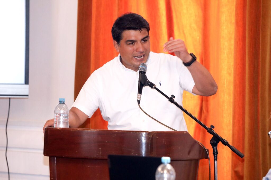 Mario Reyna alcalde de Trujillo Discotecas y bares  en Trujillo solo podrán atender hasta la 1de la madrugada 