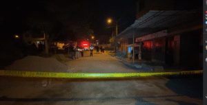 Tres albañiles fueron baleados por sicarios en el sector Wichanzao; dos murieron y uno está gravemente herido.