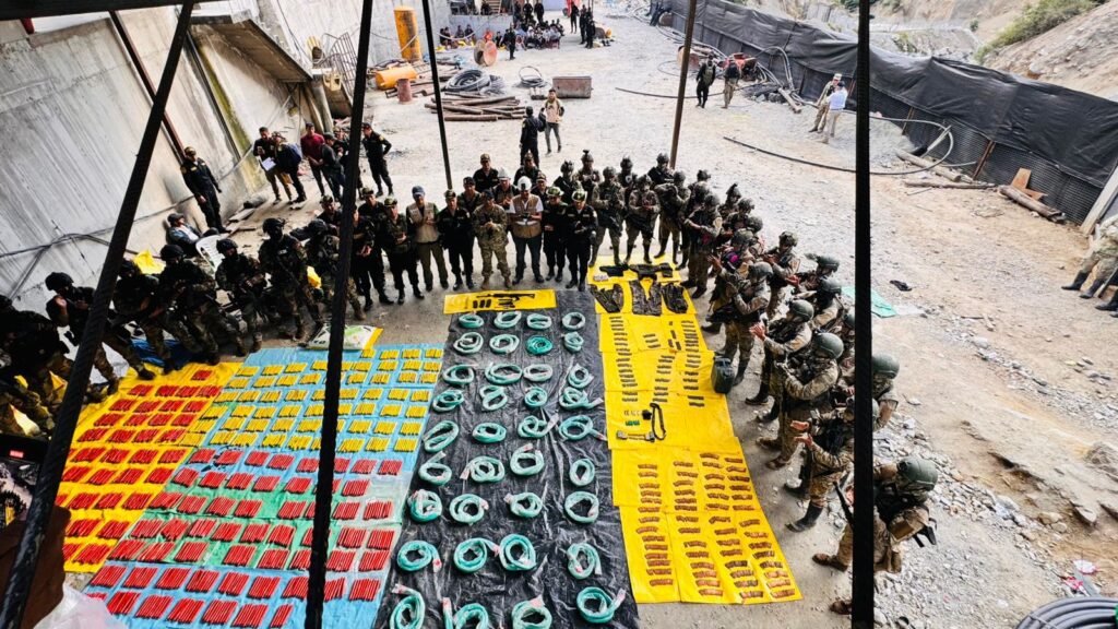 Las autoridades no descartan la posibilidad de más detenciones conforme avancen las investigaciones.