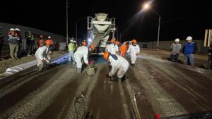 Inicio del vaciado de concreto con tecnología innovadora