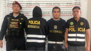 La policía capturó a Renato Villena Sunción, alias “Guti”, dentro del aula N° 606 del pabellón B de la Universidad César Vallejo, en Trujillo, mientras se desarrollaban clases.
